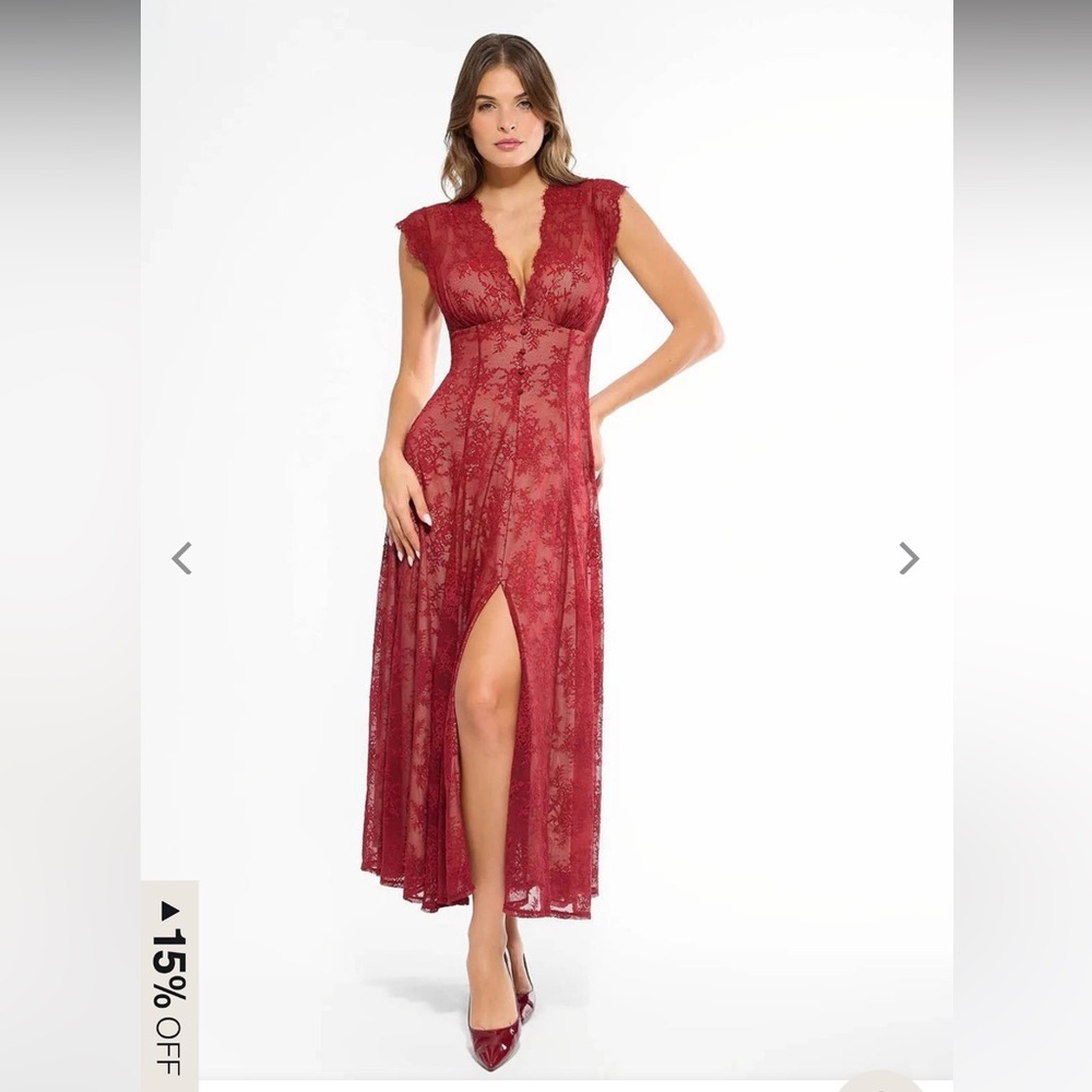Elegant Red Lace Maxi Dress